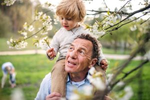 Los v&iacute;nculos entre generaciones tienen un impacto positivo para las personas mayores