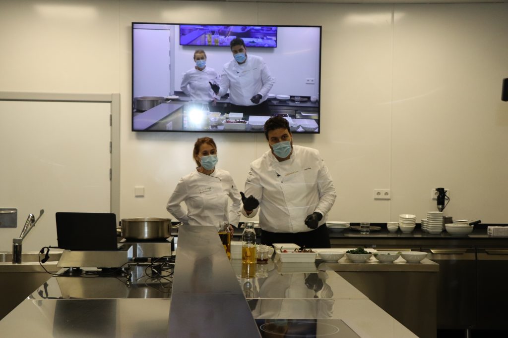 Medirest acerca la cocina del chef Xanty Elías a 400 residencias