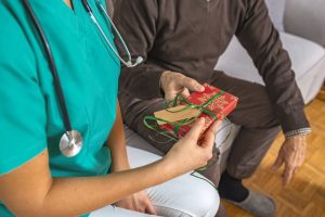 Ilusi&oacute;n y Esperanza en el inicio de la campa&ntilde;a de Navidad de ABG #Ning&uacute;nMayorSinRegalos