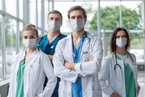 Gu&iacute;as para favorecer el ejercicio de derechos y deberes de las personas mayores en situaci&oacute;n de dependencia