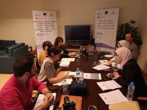 La Universidad de Sevilla presenta un modelo pionero sobre atenci&oacute;n social para las personas mayores