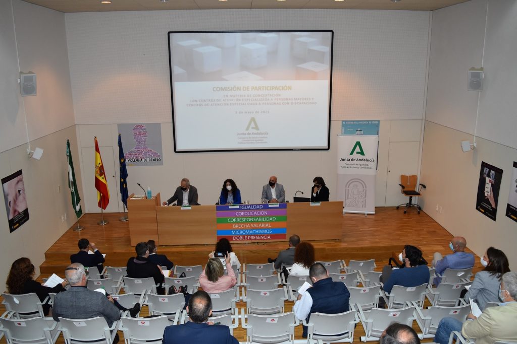 500 nuevas plazas concertadas en residencias para personas en situación de dependencia en Andalucía