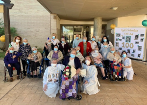 Residentes y trabajadores de los centros DomusVi inmunizados casi al 100 %