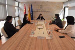 Reuni&oacute;n de Artecam con la consejera de Bienestar Social