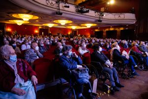 Galardonada la iniciativa de Aeste y EDP &ldquo;Volver a re&iacute;r&rdquo;