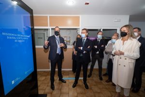 Los centros de mayores p&uacute;blicos de Galicia se convertir&aacute;n en residencias inteligentes