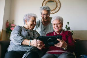 tecnolog&iacute;a personas mayores