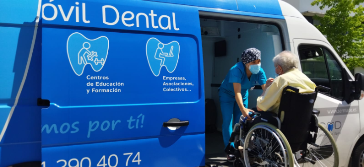 Sermade, atención bucodental para personas mayores.