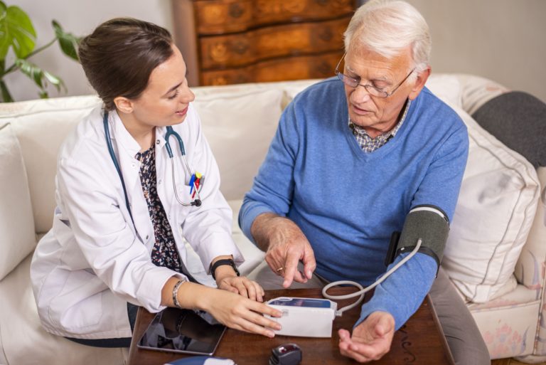 Tubstalll y la telemedicina para personas mayores y/o en situación de dependencia.