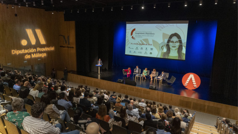 III Congreso de Envejecimiento y Dependencia, de Ageing Lab.