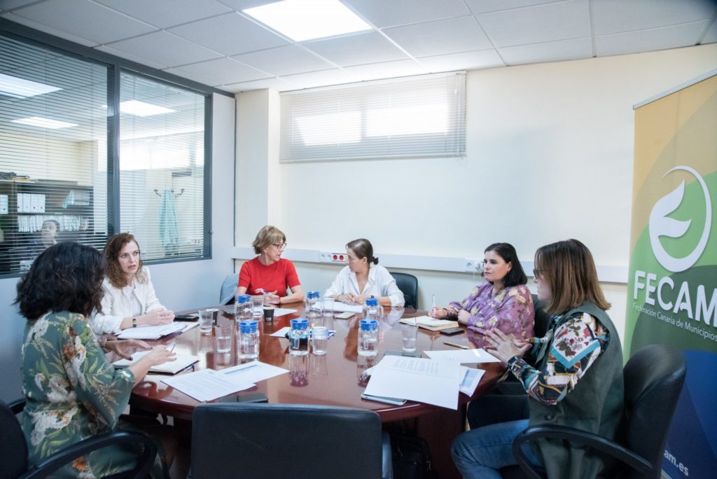 Bienestar social de las personas mayores, ayuda a domicilio y dependencia.