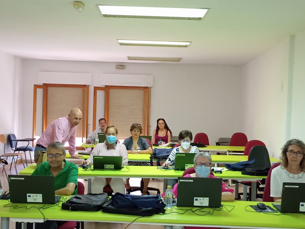 Brecha digital personas mayores.