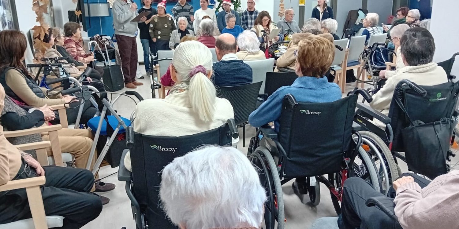 Down Lleida y CleceVitam. Recital de poesía con personas mayores.