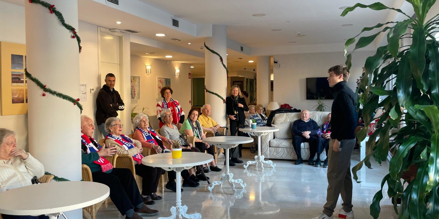 Talleres de reminiscencia Ballesol y el Atlético de Madrid.