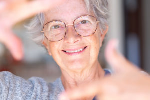 Reloj biol&oacute;gico de las personas mayores.