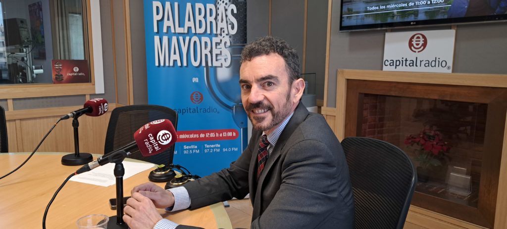 Óscar Álvarez, director general de Atención al Mayor y a la Dependencia de la Comunidad de Madrid, en "Palabras Mayores", en Capital Radio.