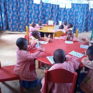 Fundaci&oacute;n Vitalia y la Asociaci&oacute;n Wendano WA Barcelona. Poblaci&oacute;n de Kithunthi.