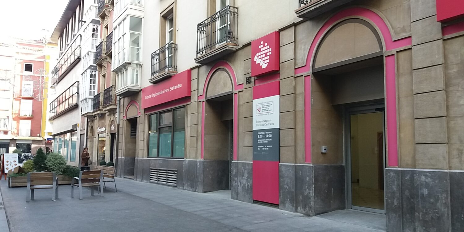 Instituto Foral de Bienestar Social de Álava. Atención a las personas mayores.