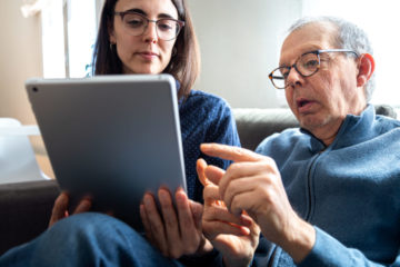 Sanitas Mayores. Digitalización para la estimulación cognitiva.