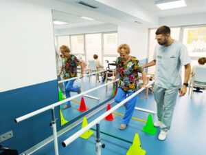 Benficios del ejercicio f&iacute;sico en las personas mayores y la fisioterapia en CleceVitam Daurada.