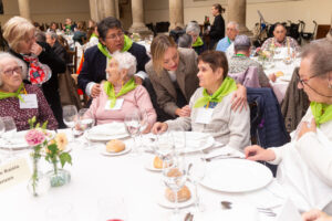 Galicia. Modelo de atenci&oacute;n y cuidados en residencias.