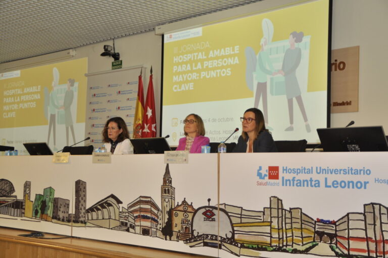 Inauguración de la Jornada "Hospital Amable para la Persona Mayor". Hospital Universitario Infanta Leonor.