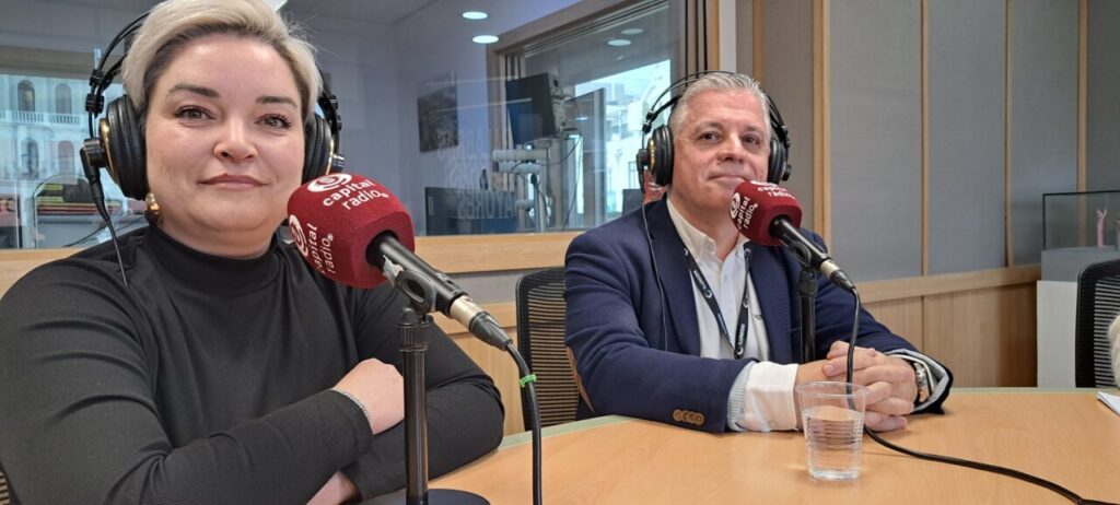 María Arroyo, responsable del Centro de Atención en Madrid de ILUNION VidaSénior, y Álvaro Vázquez, director de Teleasistencia.
