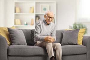 Dolor articular en las personas mayores. Sanitas Mayores.