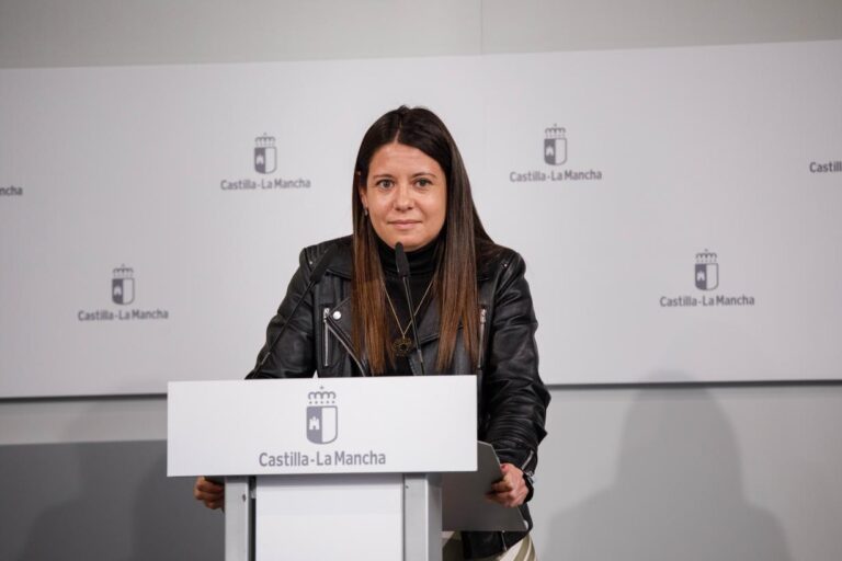 Castilla-La Mancha invierte 92 millones de euros para impulsar la atención primaria, la ayuda a domicilio y el Tercer Sector.
