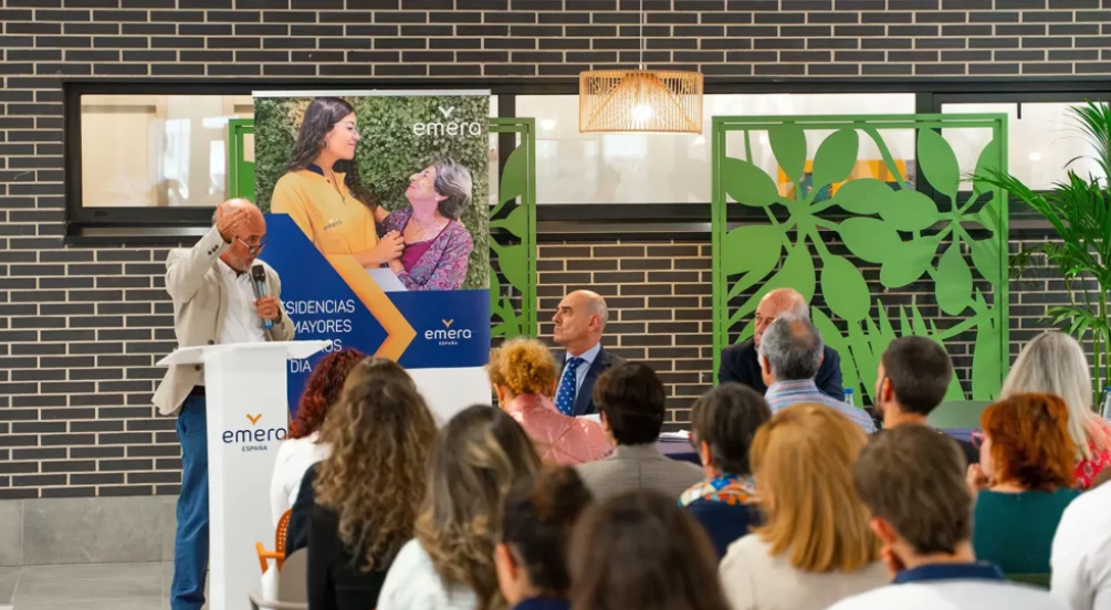 CEOMA otorga la acreditación de "Centro Amigable con las Personas Mayores con Demencia" a dos residencias más de Emera.