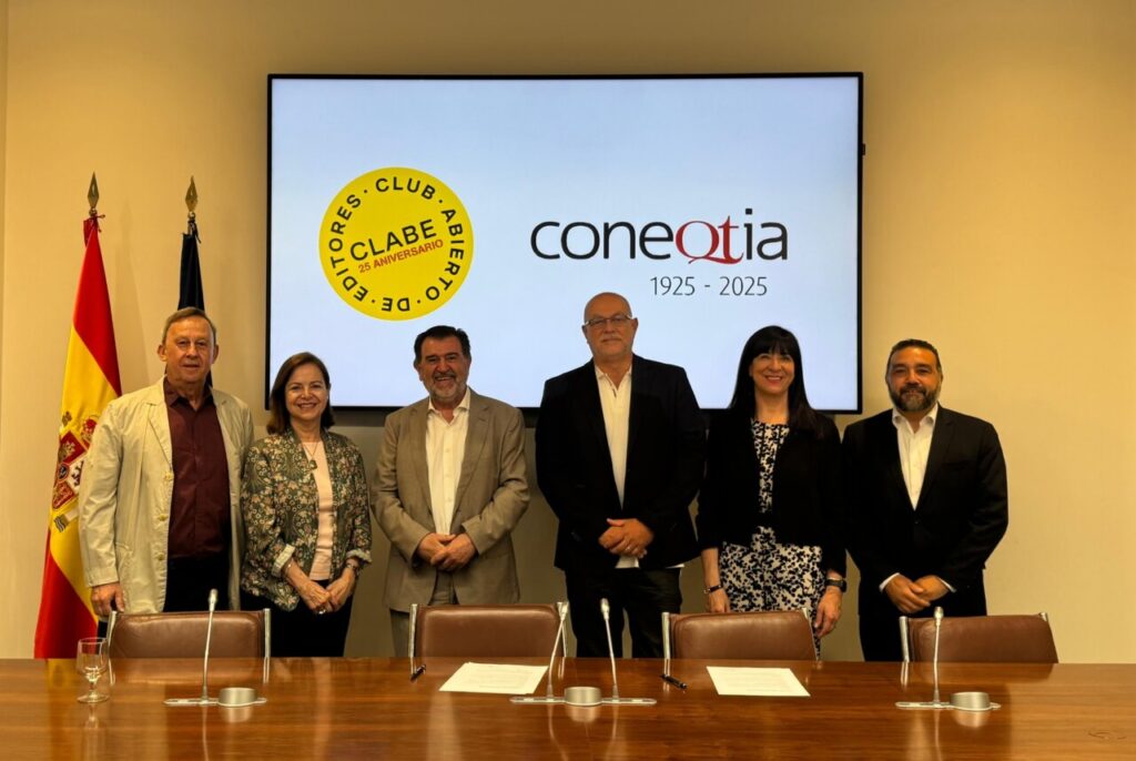 CLABE y Coneqtia crean el Clúster B2B para fortalecer los medios especializados.