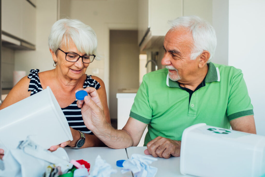 EULEN Sociosanitarios se une a Ecoembes para impulsar el reciclaje entre los mayores.