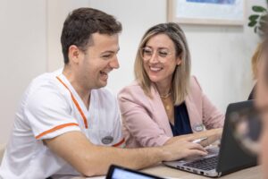 La Fundaci&oacute;n DomusVi ofrece 50 becas de estudios en las ramas de salud y sociosanitaria para el curso 2025-2026.