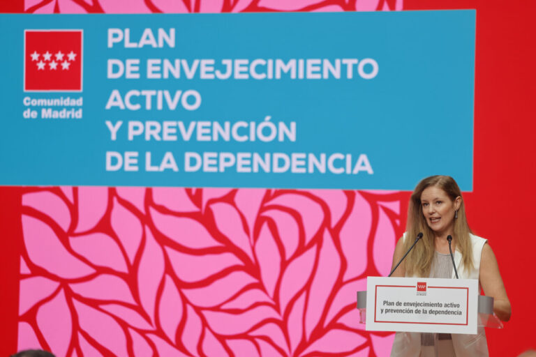 La Comunidad de Madrid estrena un plan de envejecimiento activo.