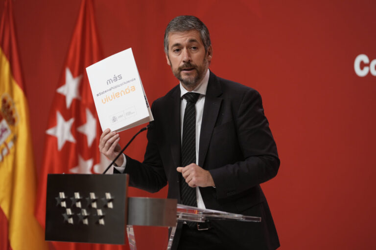 La Comunidad de Madrid aprueba un nuevo Acuerdo Marco dotado con 167,2 millones de euros para financiar 854 plazas residenciales públicas.