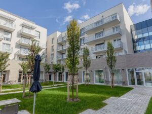 Azora entra en el mercado franc&eacute;s con la adquisici&oacute;n del negocio de Senior Independent Living del Grupo Emeis.