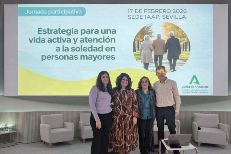 Andaluc&iacute;a celebra la jornada "Estrategia para una vida activa y atenci&oacute;n a la soledad en personas mayores".