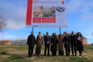 La Comunidad de Madrid iniciael Plan 40-40 con la licitación de la primera residencia y centro de día que abrirán en 2028.