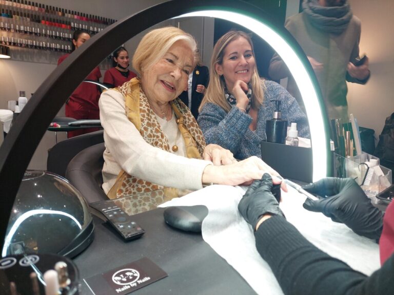 Ballesol y Nails by Nails presentan un proyecto de envejecimiento activo a trav&eacute;s de la est&eacute;tica y el autocuidado.