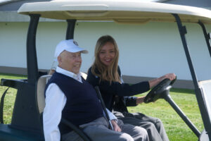 Galicia promueve el envejecimiento activo en residencias con actividades deportivas.