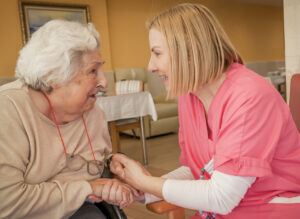 El programa &ldquo;Dignidad en el Cuidado&rdquo; abre el plazo de inscripci&oacute;n para su segunda edici&oacute;n.