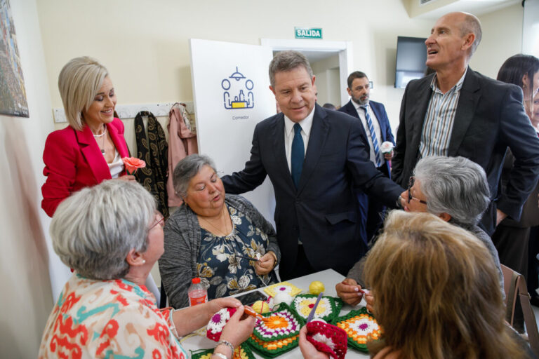 Castilla-La Mancha alcanzar&aacute; las &ldquo;siete millones de horas de ayuda a domicilio&rdquo; en una d&eacute;cada y construir&aacute; &ldquo;20 nuevos centros de mayores&rdquo;.