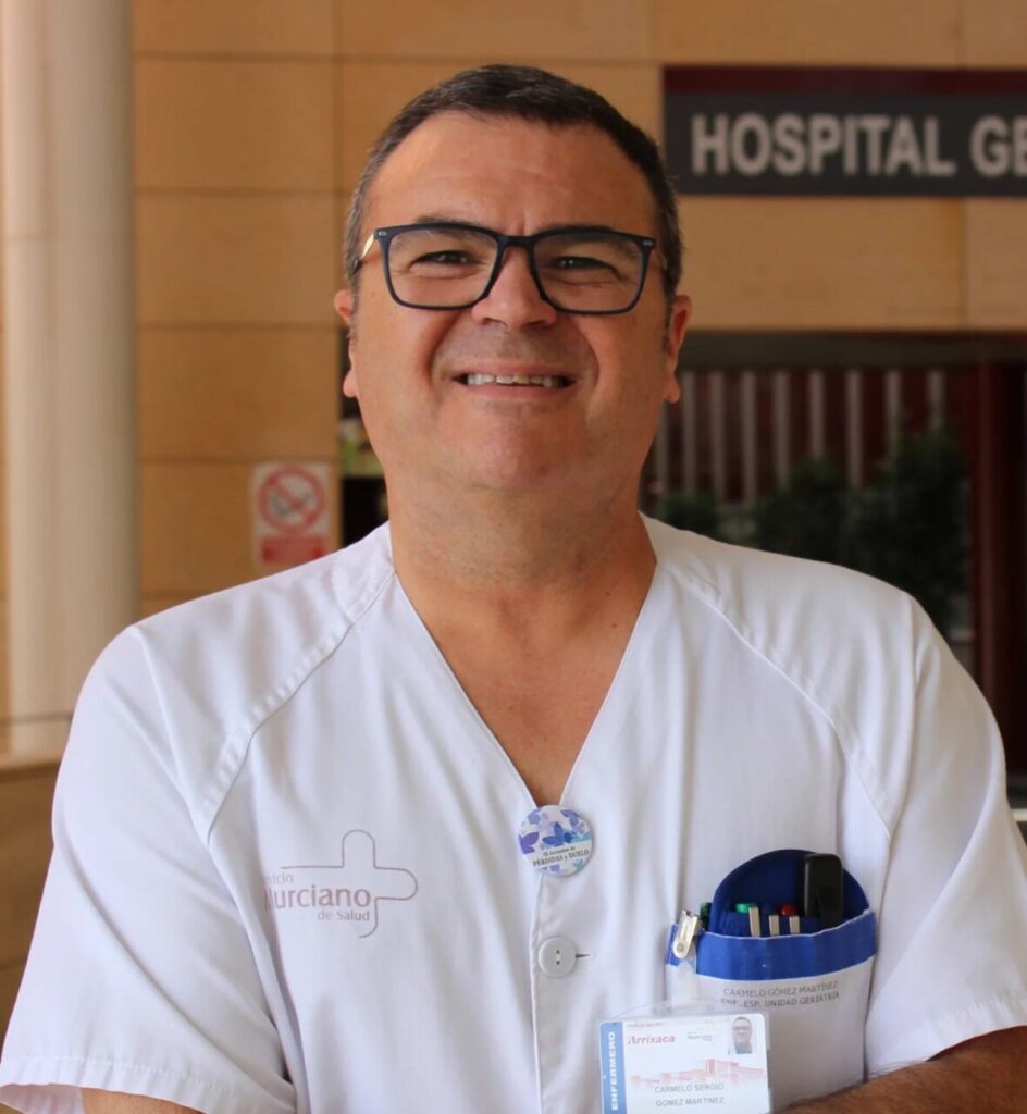 Carmelo G&oacute;mez Mart&iacute;nez, enfermero Especialista Geriatr&iacute;a. Vocal de la Sociedad Espa&ntilde;ola de Enfermer&iacute;a Geri&aacute;trica y Gerontol&oacute;gica (SEEGG) en Murcia.