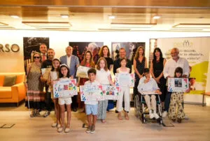 CEOMA entrega los premios de la edici&oacute;n XVI &lsquo;H&aacute;blame de tu abuelo/a, h&aacute;blame de tu nieto/a&rsquo; en un encuentro intergeneracional.