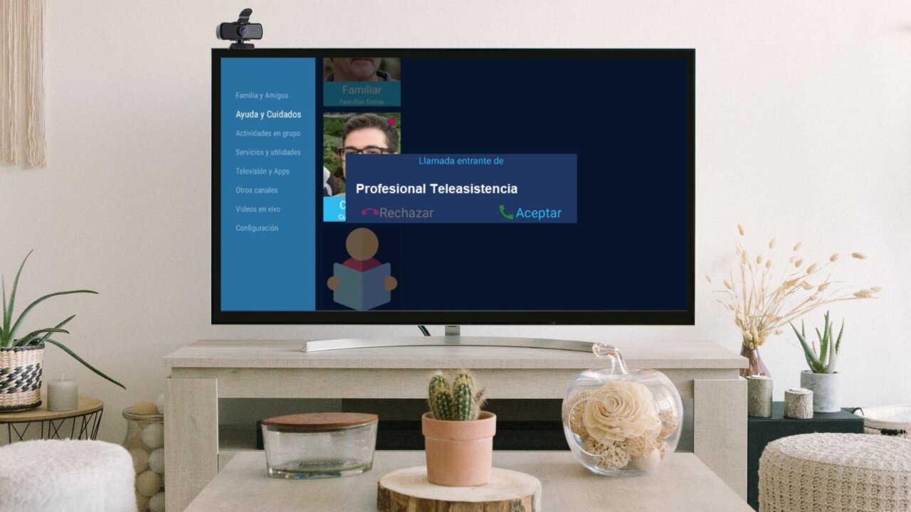 Pantalla de teleasistencia con llamada entrante en un televisor moderno