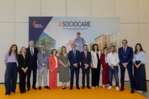 Comit&eacute; organizador y autoridades en la Inauguraci&oacute;n de SocioCARE