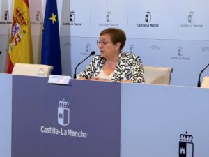 Viceconsejera Guadalupe Martín durante la presentación los resultados